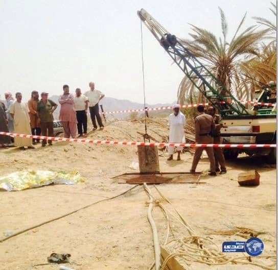 مدني العيص ينتشل جثة مقيم من بئر يدوي‎