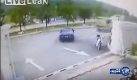 بالفيديو.. لص سيارات ينال أسرع عقاب في العالم