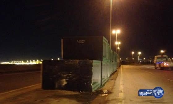 عبارات خرسانية تهدد الماره بحي القادسية بتبوك‎ (صور)