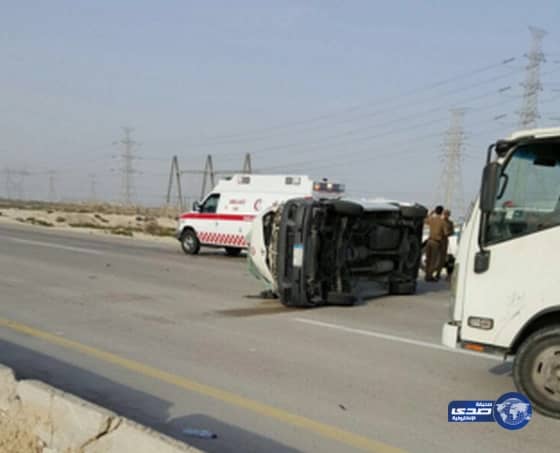 وفاه وإصابة9 في حادث تصادم على طريق الجبيل