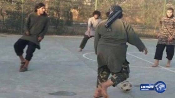 قوانين داعش «الكروية»: من يتعرض للإصابة يجب أن «يأخذ حقه»!