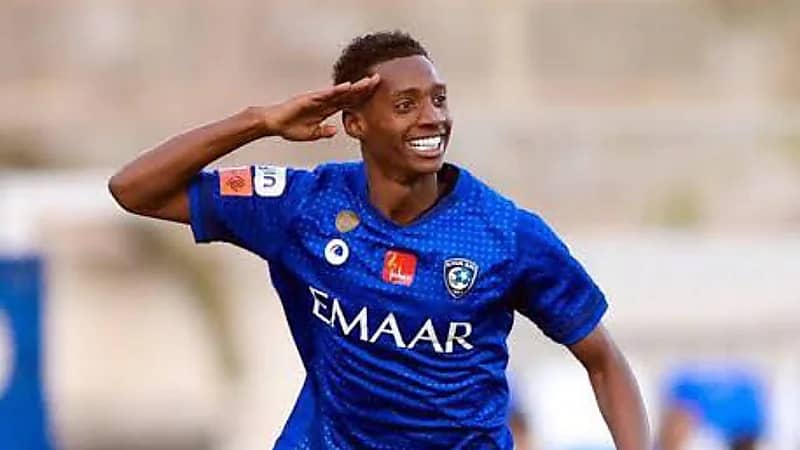 الفتح يسعى لشراء ما تبقى من عقد عبدالله رديف مع الهلال