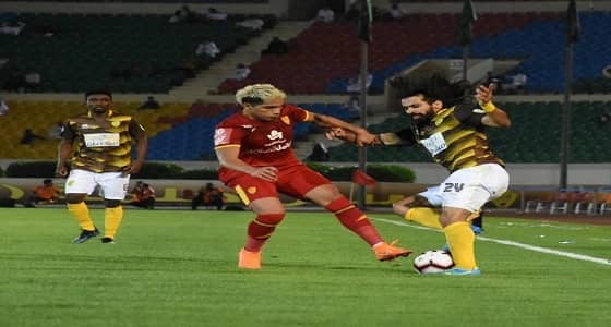 بالفيديو والصور.. القادسية يفوز بثلاثية على نظيره أحد