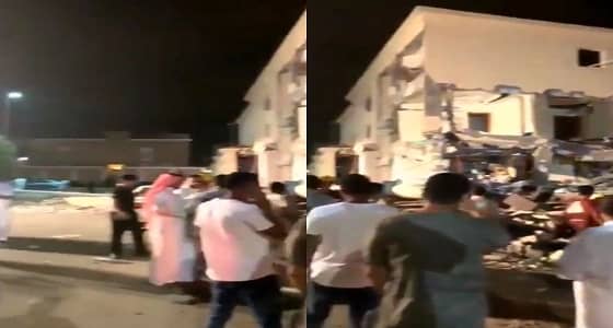 بالفيديو.. انفجار خزان غاز مركزي بمنزل في الدمام