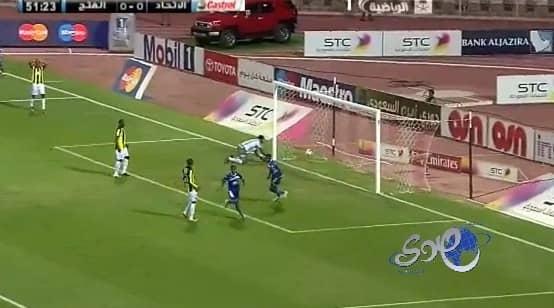 بالفيديو.. الشيخ صالح المغامسي يشيد بلاعب الاتحاد "حمدالله"