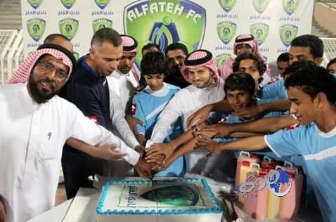 في إتصال هاتفي أمير الشرقية يبارك للفتح الفوز  على الفيصلي