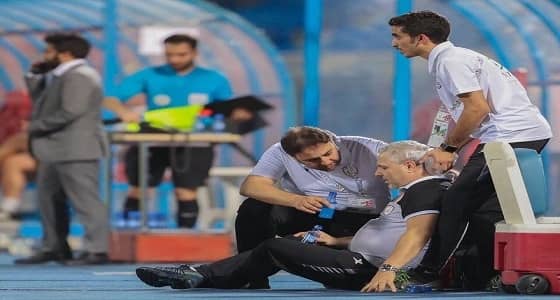 الصحف الرومانية تعلق على أزمة مدرب الشباب الصحية بسبب هدف