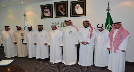 بالصور.. كفى وأمانة جدة يوقعان اتفاقية تعاون لتحصين الأهالي من السموم