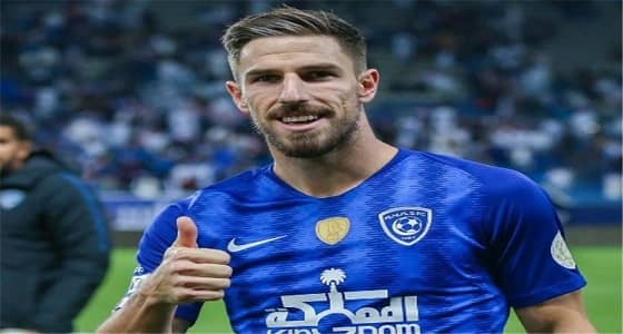 رسميًا.. النجم الأحمر يشتري مدافع الهلال نهائيًا