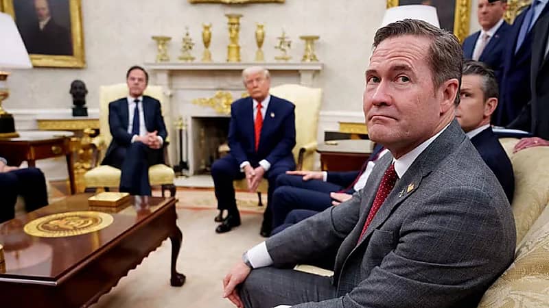 ترامب يعلن إعفاء مستشار الأمن القومي من منصبه