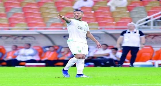 " دي سوزا " يخضع لعملية جراحية