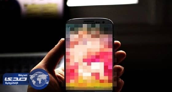 مواقع إباحية ومراهنات على هواتف مسئولين عموميين