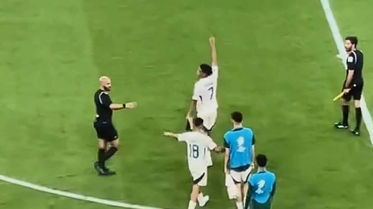 مصعب الجوير يوجه رسالة لحكم المباراة: الله فوق .. فيديو