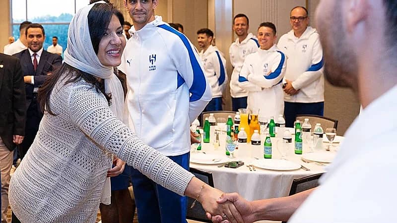 الأميرة ريما بنت بندر تزور مقر بعثة الهلال في واشنطن