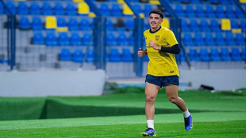 يايسله يرغب في ضم العييري للأهلي