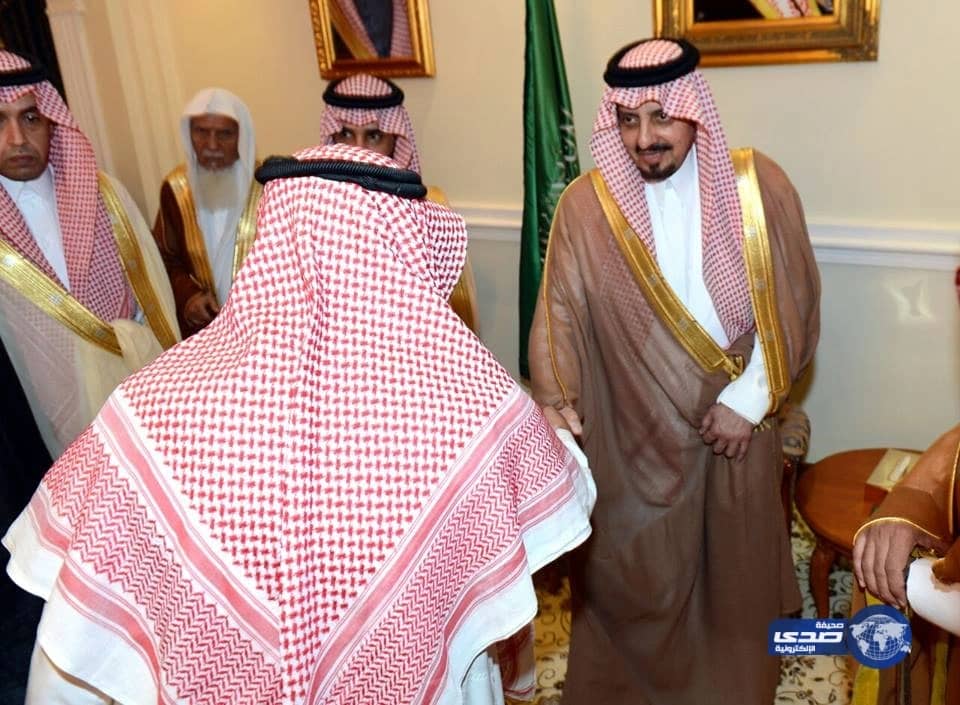 أوباما يلعب الجولف بعد عودته من جولة آسيوية