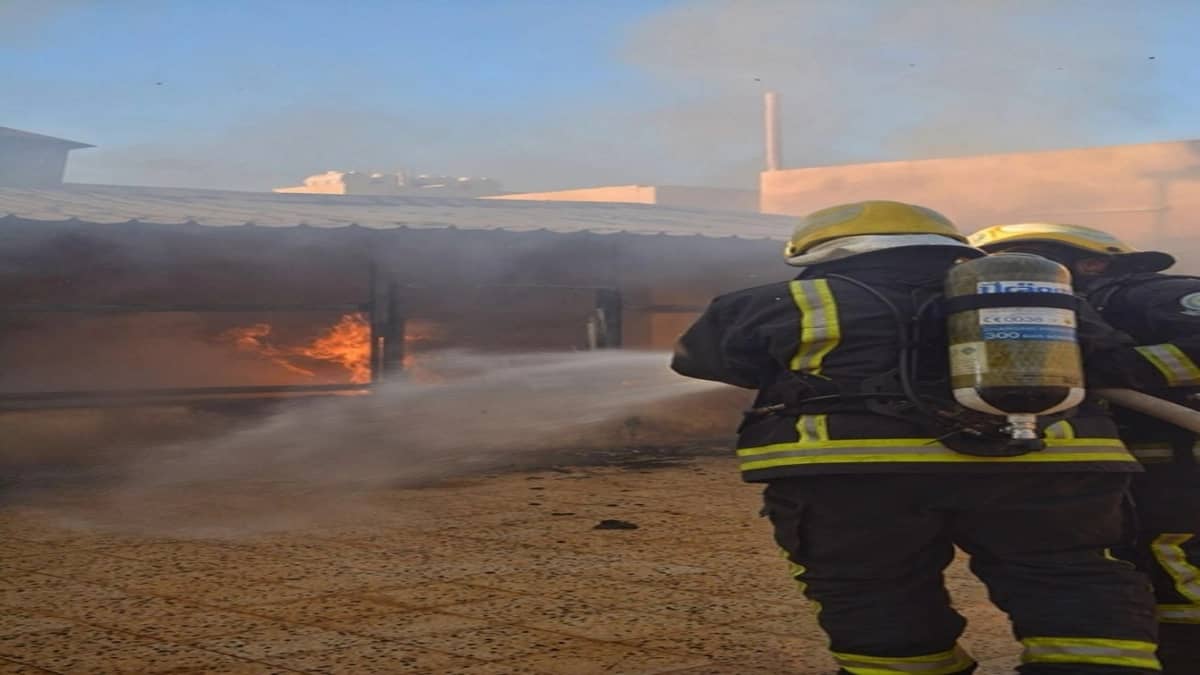 ميكرويف يتسبب في حريق منزل بحائل