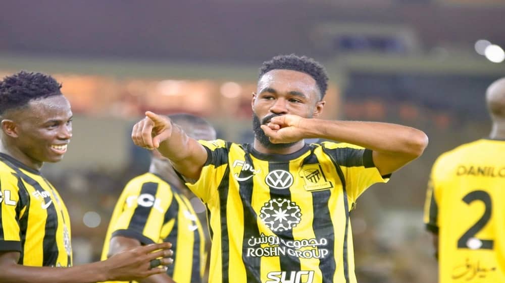 الاتحاد يواصل انتصاراته ويهزم التعاون بهدف وحيد .. صور