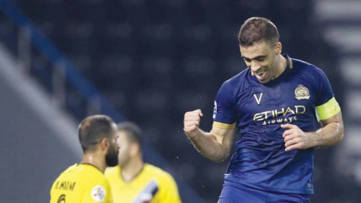 "حمد الله" في منافسة حامية مع 6 نجوم على لقب الأفضل بدوري أبطال آسيا 2020