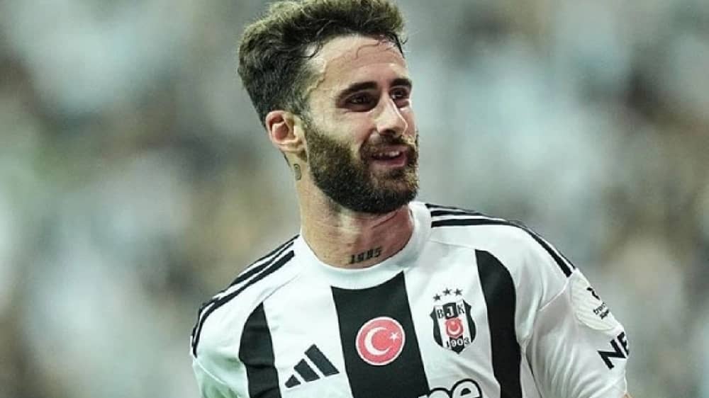 الأهلي يزاحم بنفيكا على ضم لاعب بيشكتاش