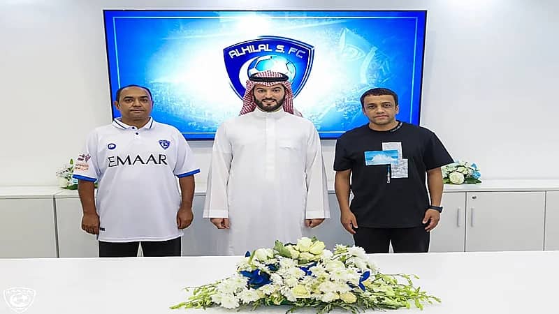 بالصور.. "المدوح والشلهوب" ينضمان للأجهزة الفنية لفئات الهلال السنية 