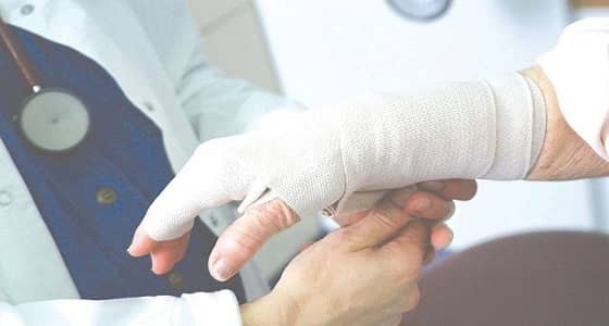 بالفيديو.. خطوات إسعاف شخص مصاب بالحروق