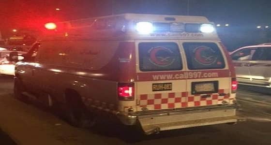 اصطدام شاحنتين على طريق « جدة – رابغ »