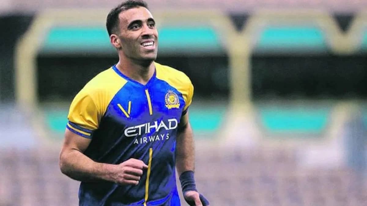 حمدالله يواصل التدريبات بكثافة استعدادًا للعودة