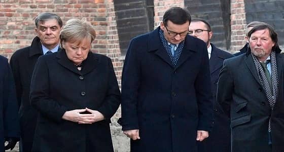 بالفيديو..الرعشة الرابعة لأنجيلا ميركل