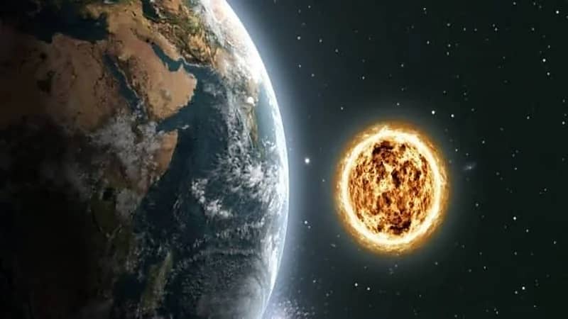 فلكية جدة: الأرض تصل قرب الشمس غداً