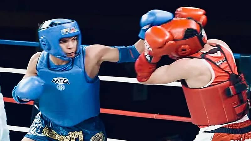 نادر عبد الجليل: الفتى الذهبي يتوج ببطولتي الملاكمة التايلندية وكونغ فو ساندا .. صور