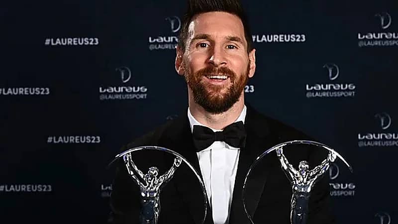 ميسي يفكر في العودة إلى برشلونة