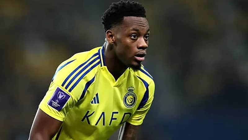 إصابة جديدة لدوران قبل ديربي الهلال