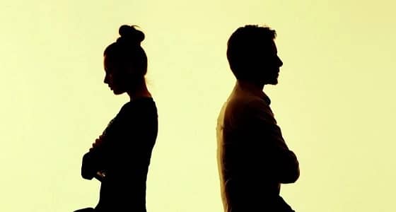 بعد شهرين زواج .. طلاق زوجة قالت لزوجها " اخرس "