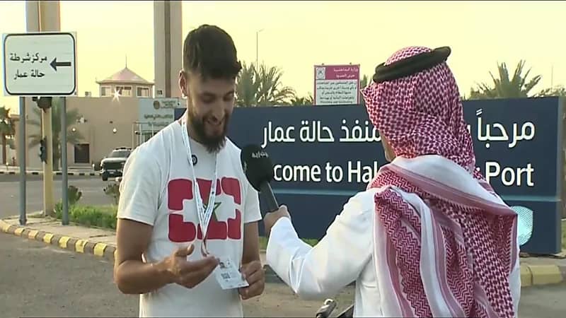 شاب يقطع آلاف بدراجته الهوائية إلى مكة لأداء فريضة الحج.. فيديو