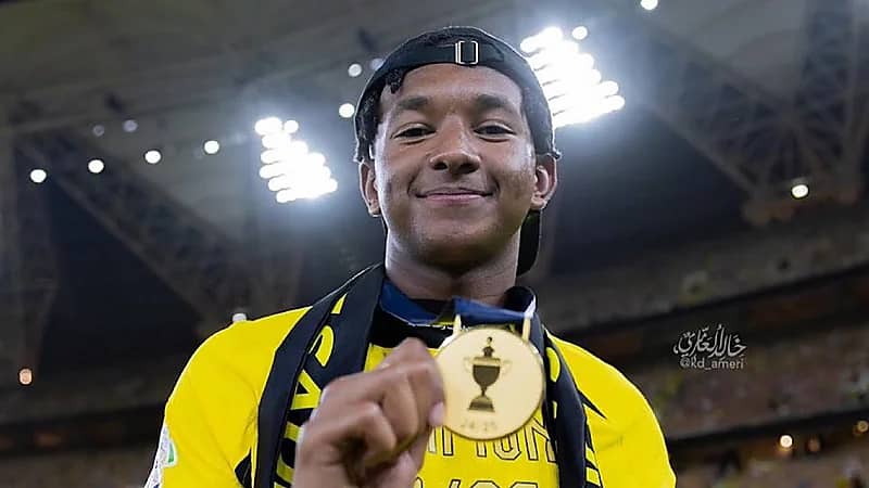 عبد الإله هوساوي يقترب من الخليج