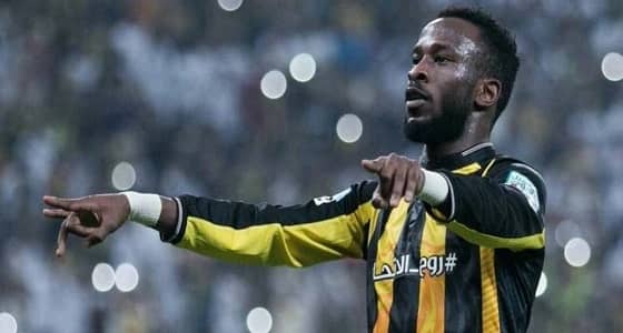 فهد المولد يهدي جماهير الاتحاد 500 تذكرة
