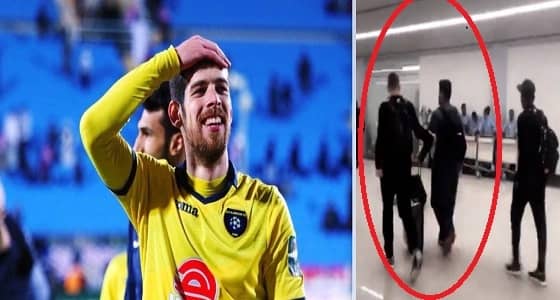 بالفيديو..لاعب التعاون يصطحب كفيفًا من الطائرة ويسلمه لأخيه