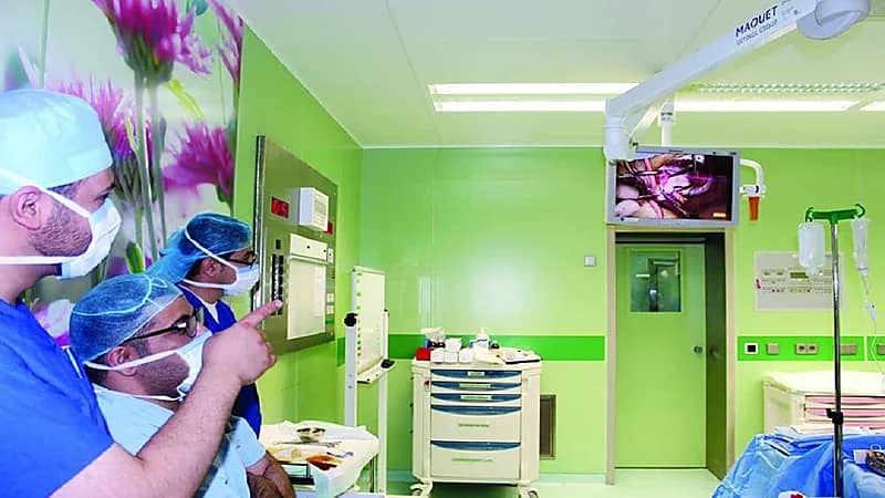 الصحة تعتمد صرف بدل تميز لـ20 ألف ممارس صحي