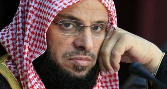 القرني لـ " الطلاب " : بالعلم تعيشون حياة كريمة