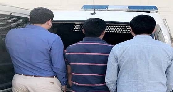 ضبط 3 وافدين يزوّرون تواريخ انتهاء صلاحية محاليل طبية وبيعها