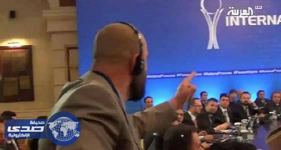 بالفيديو.. رسالة قاسية من معارض سوري لوفد إيران في أستانا