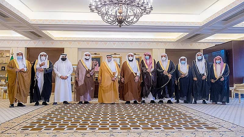 أمير القصيم يتسّلم التقرير السنوي للرئاسة العامة لهيئة الأمر بالمعروف 