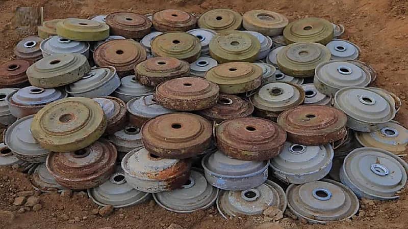 مركز الملك سلمان للإغاثة ينزع 1.437 لغمًا في الأراضي اليمنية