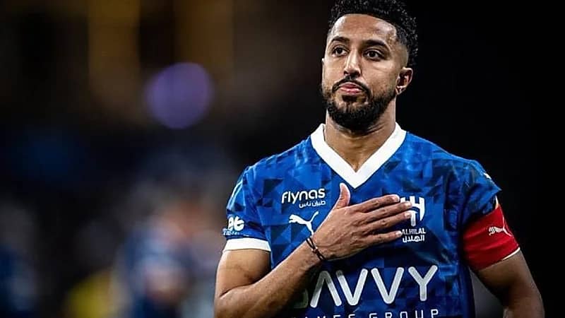 سالم الدوسري يطارد رقم غوميز