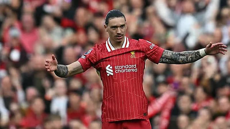 الهلال يدخل في مفاوضات لضم مهاجم ليفربول