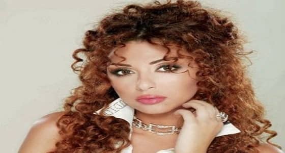 بالفيديو.. ميريام فارس تثير جمهورها بتقليد رقصة عيوش على المسرح