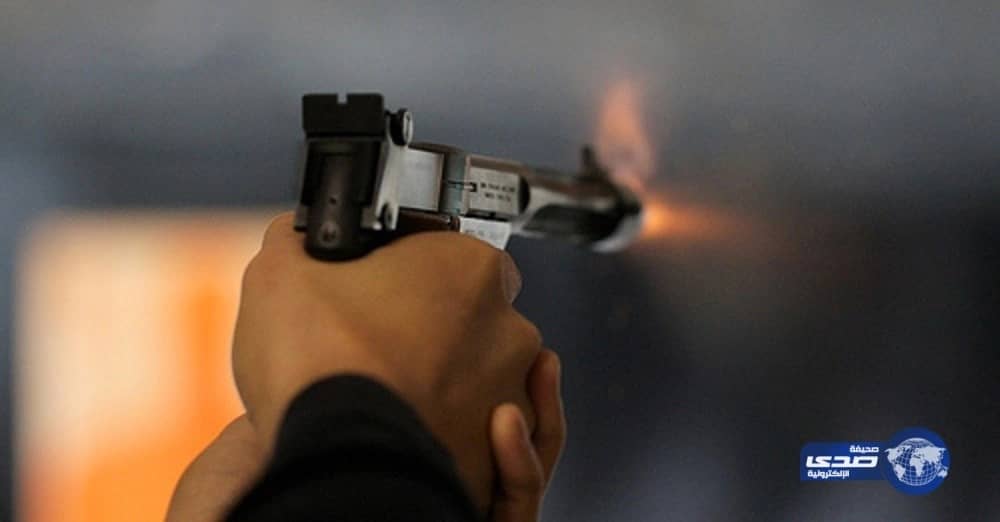 شخص يطلق النار علی شقيقه وابنه في حائل