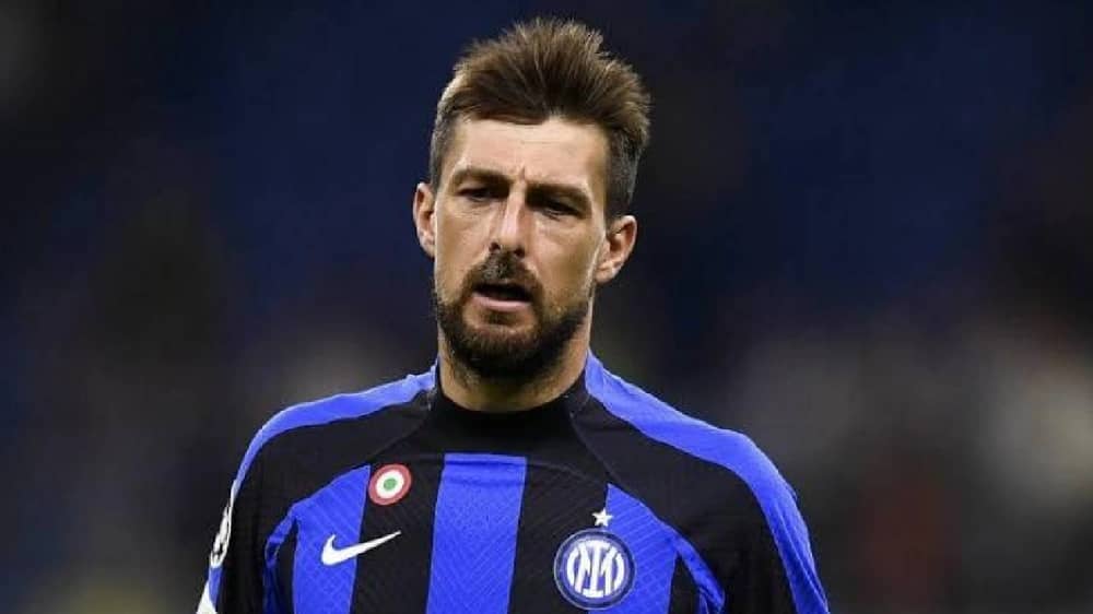 أتشيربي يوافق على الانتقال إلى الهلال