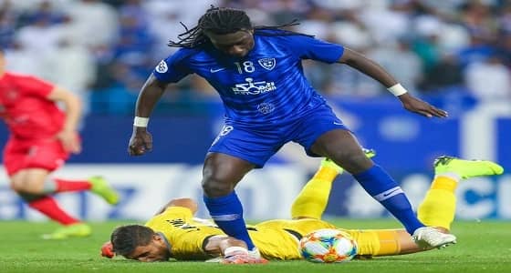 بالصور.. كاتب رياضي معلقًا على صورة " هدف غوميز ": خاف الله